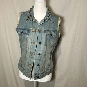 distressed denim Rock & Republic sleeveless vest size small